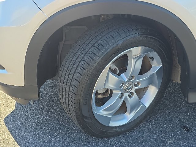 Used 2016 Honda HR-V EX image 32
