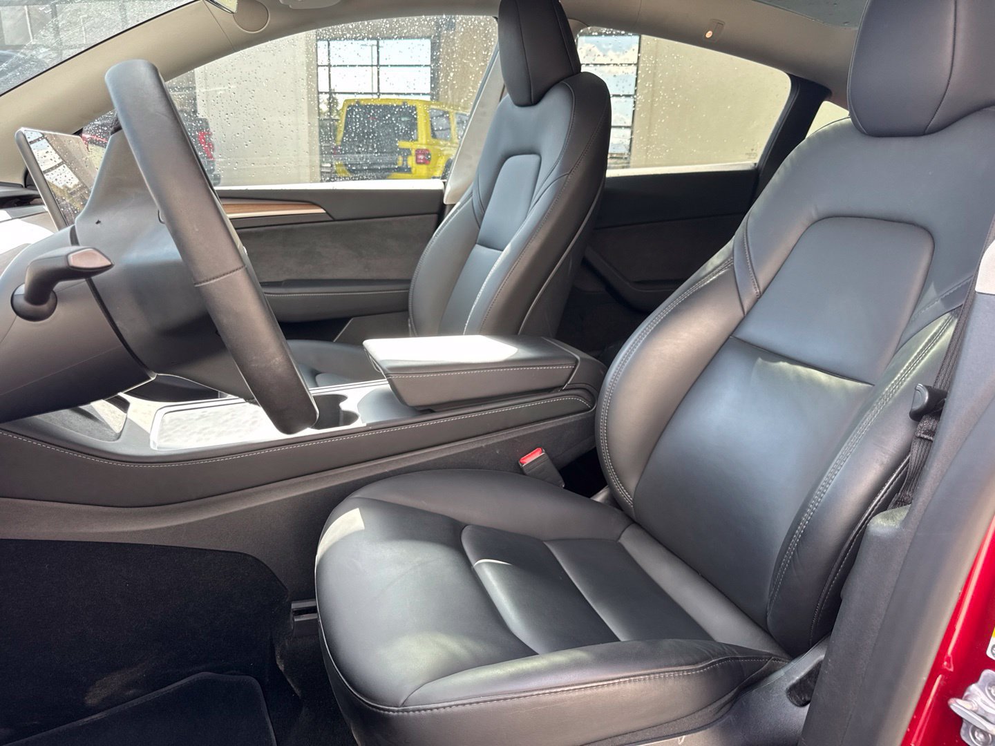 Used 2025 Tesla Model Y Long Range AWD/4WD image 19