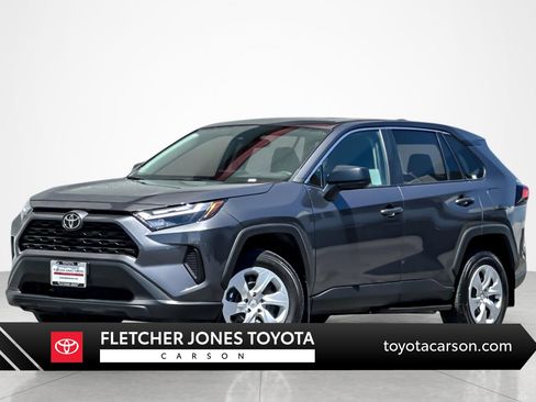 Certified 2025 Toyota RAV4 LE AWD/4WD image 1