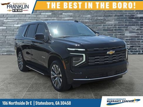 Used 2025 Chevrolet Tahoe High Country AWD/4WD image 8