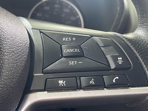 Used 2024 Nissan Sentra SV image 25