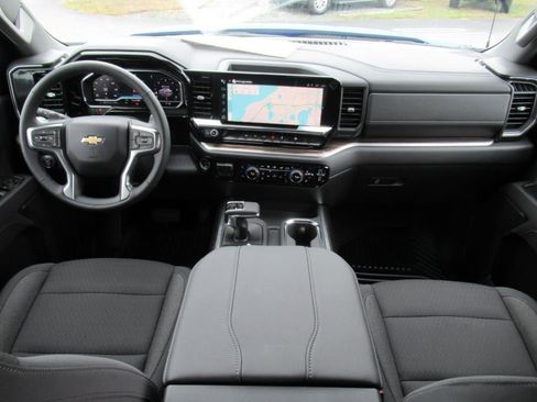 New 2025 Chevrolet Silverado 1500 LT image 12