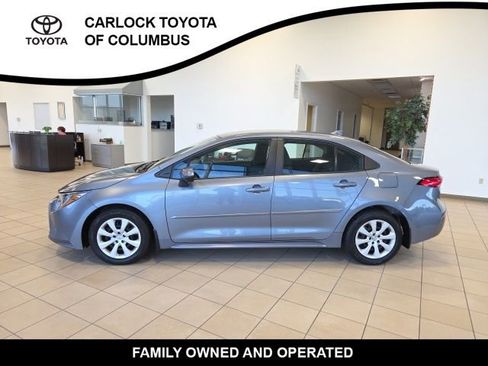 Used 2023 Toyota Corolla LE FWD image 2