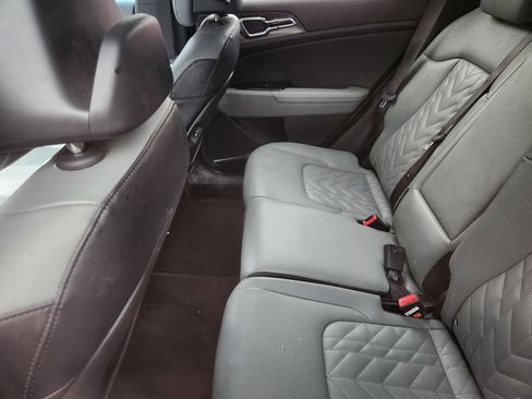 Used 2023 Kia Sportage X-Pro AWD/4WD image 8