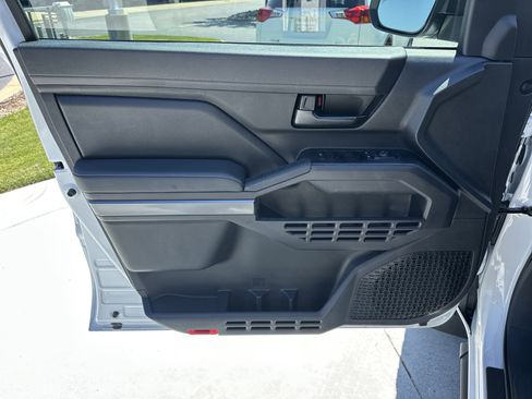 Used 2025 Toyota Tacoma SR5 RWD image 14