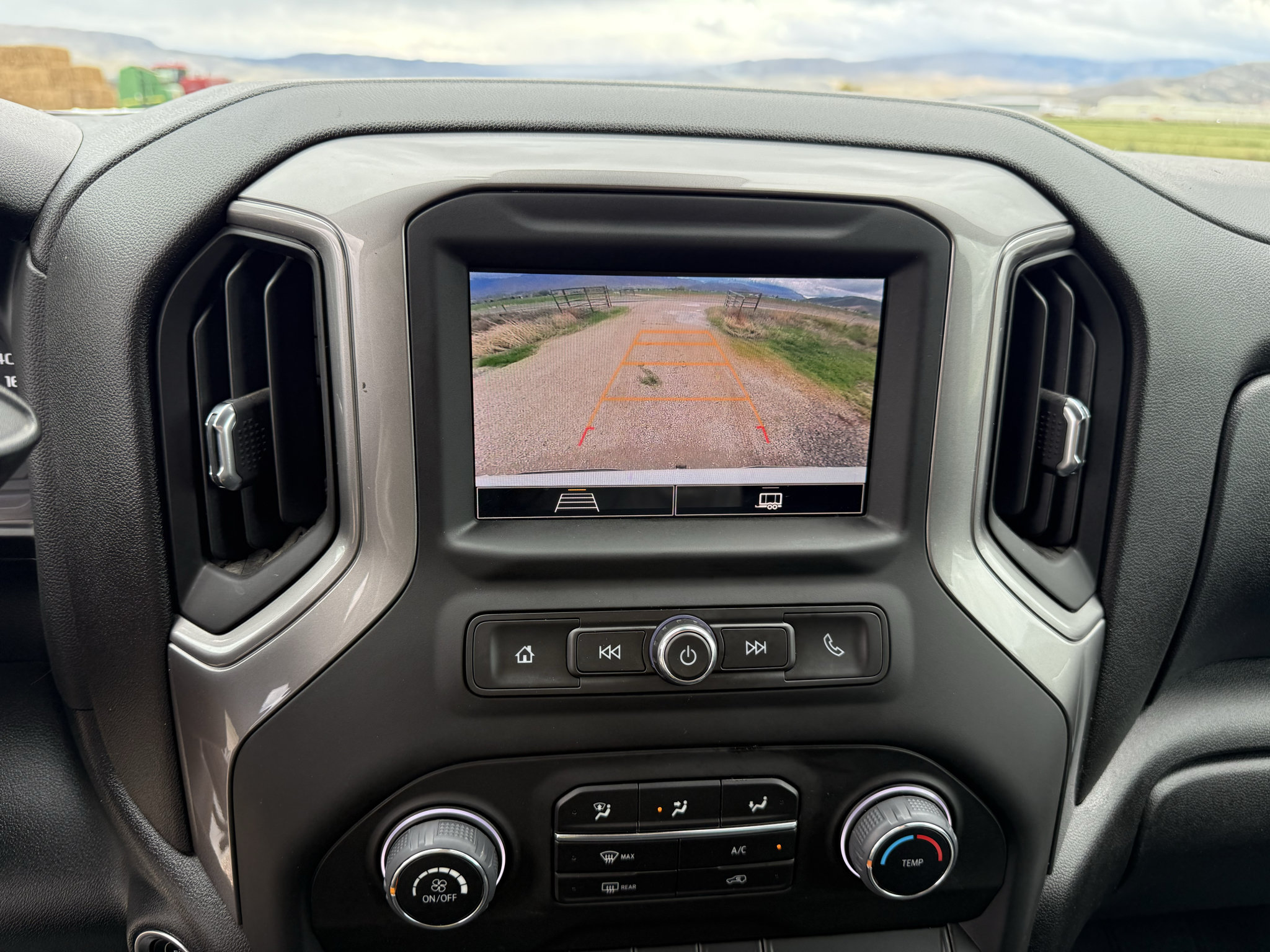 Used 2024 Chevrolet Silverado 1500 Custom AWD/4WD image 23