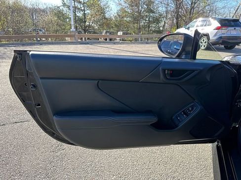 Used 2024 Toyota GR86 image 17