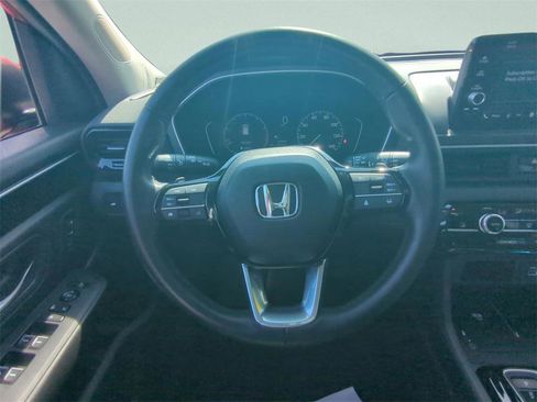 Certified 2025 Honda Pilot EX-L image 16