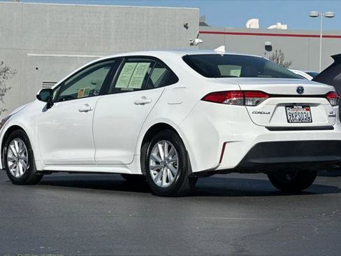 Certified 2024 Toyota Corolla LE w/ LE Convenience Package image 7