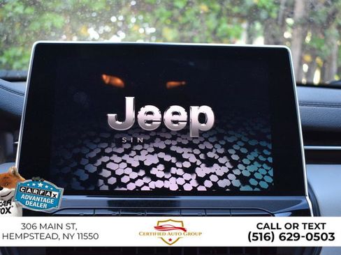 Used 2025 Jeep Compass Limited AWD/4WD image 19