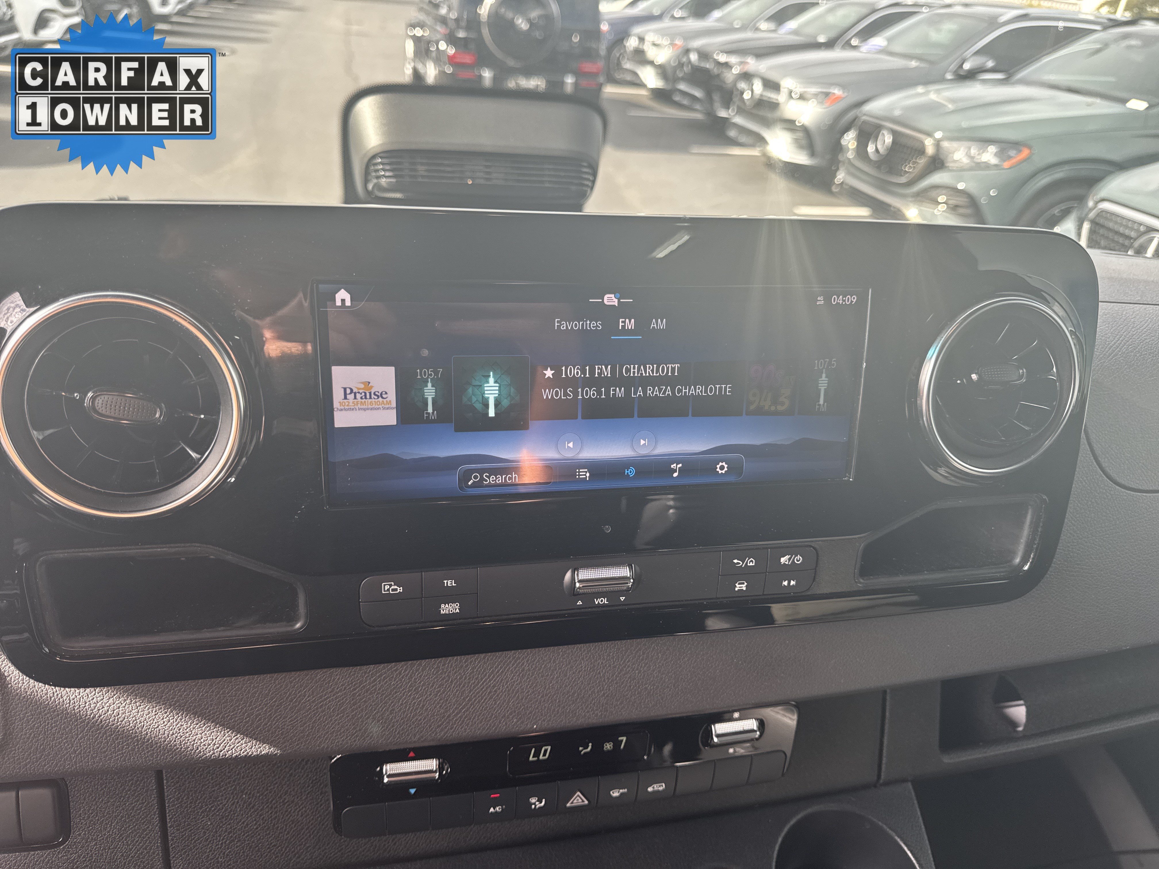 Used 2025 Mercedes-Benz Sprinter 2500 image 23