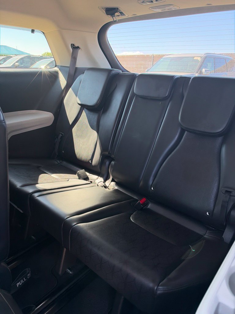 Certified 2023 Kia Carnival EX FWD image 11