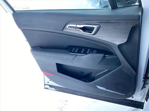 Certified 2023 Kia Sportage X-Line image 23