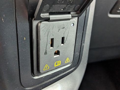 Used 2023 Ford F150 Lariat w/ Equipment Group 502A High image 24