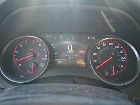 Used 2022 Toyota Camry XSE image 15