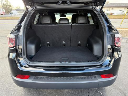 Used 2023 Jeep Compass Altitude image 23