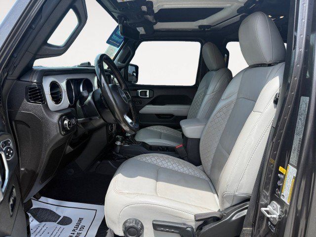Used 2021 Jeep Gladiator Overland AWD/4WD image 2