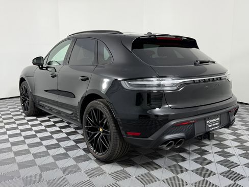New 2026 Porsche Macan GTS image 3