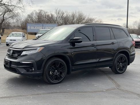 Used 2022 Honda Pilot Black Edition image 3