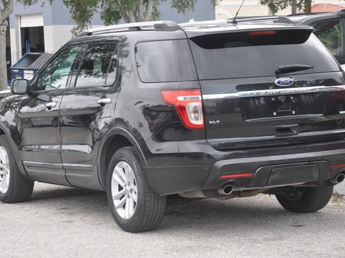 Used 2014 Ford Explorer XLT AWD/4WD image 5