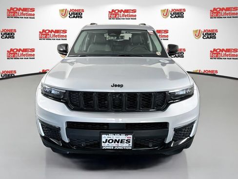 Used 2023 Jeep Grand Cherokee L Limited w/ Luxury Tech Group II AWD/4WD image 14
