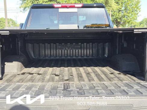 Used 2025 GMC Sierra 2500 Denali AWD/4WD image 10