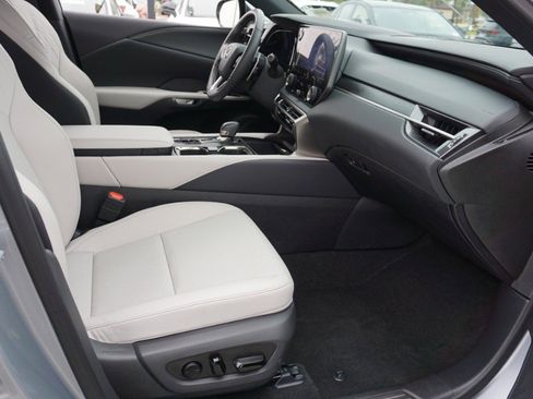 Certified 2025 Lexus RX 350 Premium image 14