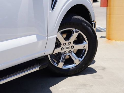 Used 2021 Ford F150 XLT w/ Equipment Group 302A High RWD image 9