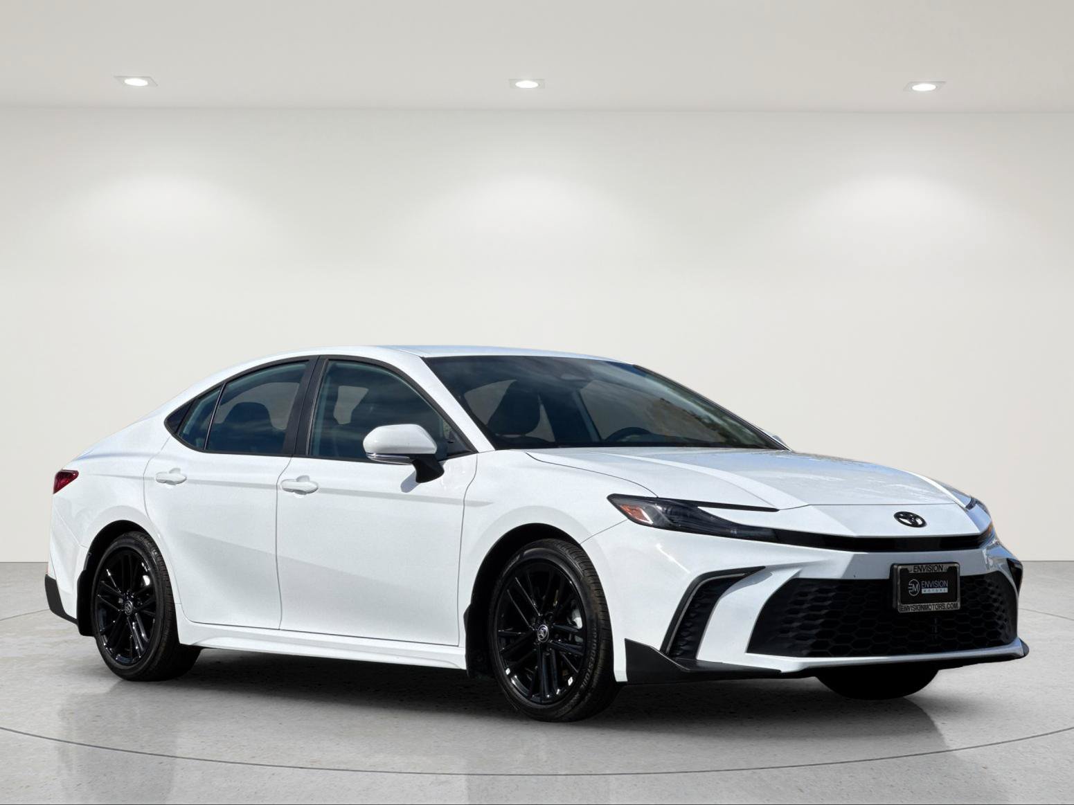 Used 2026 Toyota Camry SE w/ Multimedia Upgrade Package FWD image 8