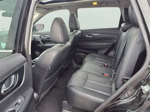 Used 2015 Nissan Rogue SL w/ SL Premium Package image 24