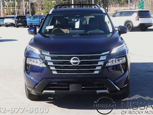 New 2026 Nissan Rogue Platinum w/ Platinum Premium Package AWD/4WD image 2