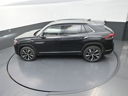 New 2026 Volkswagen Atlas Cross Sport SEL Premium R-Line AWD/4WD image 16