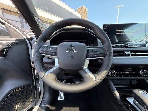 New 2026 Mitsubishi Outlander SEL Black Edition FWD image 21