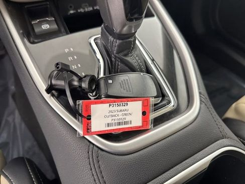 Used 2023 Subaru Outback Limited image 35