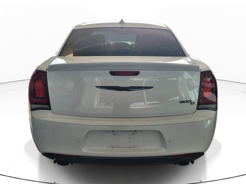 Used 2023 Chrysler 300 C RWD image 6
