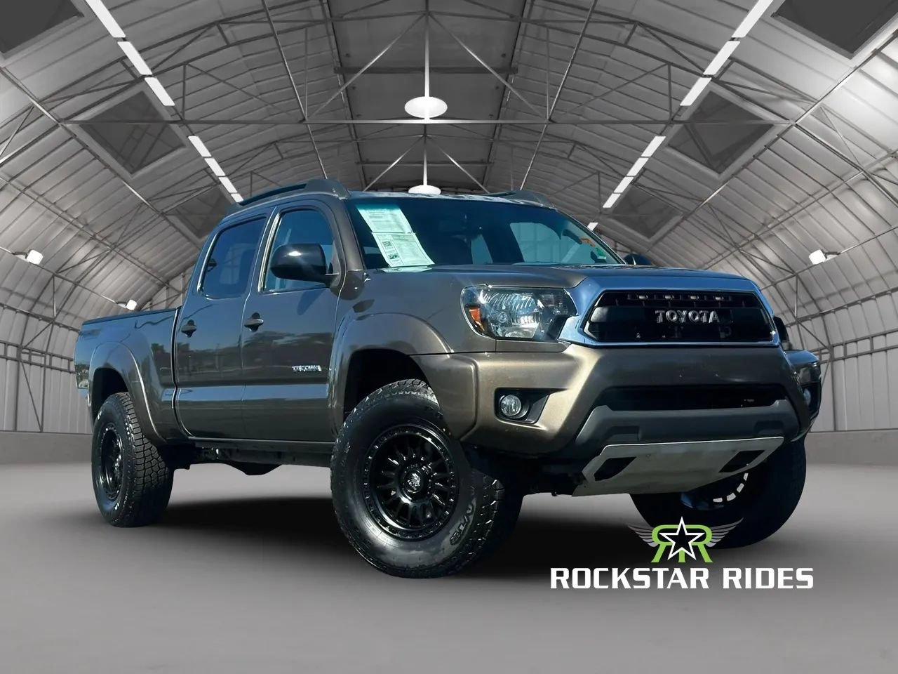Used 2012 Toyota Tacoma 4x4 Double Cab w/ SR5 Pkg image 8