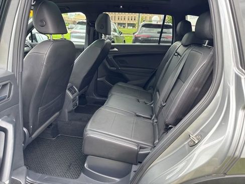 Used 2020 Volkswagen Tiguan SE R-Line AWD/4WD image 21