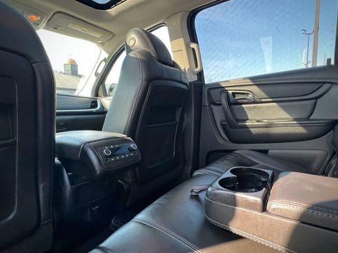 Used 2015 Chevrolet Traverse LT w/ LPO, 'HIT The Road' Package image 15