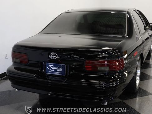 Used 1994 Chevrolet Impala SS image 9