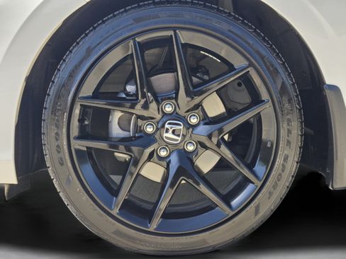 Certified 2024 Honda Civic Sport image 11
