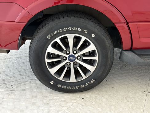 Used 2016 Ford Expedition XLT AWD/4WD image 13