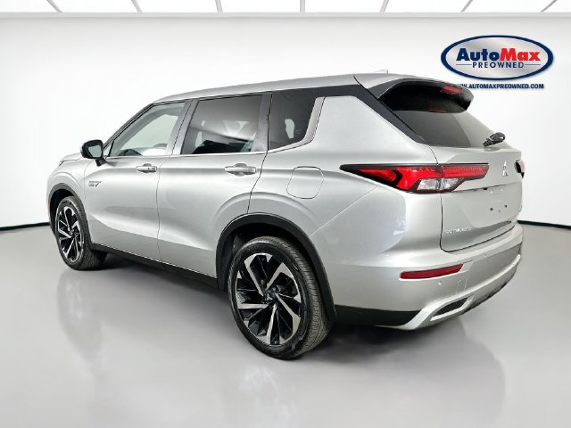 Used 2023 Mitsubishi Outlander SE AWD/4WD image 5