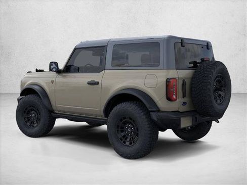 New 2026 Ford Bronco Badlands w/ Sasquatch Package AWD/4WD image 4