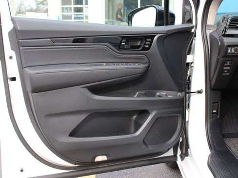 New 2026 Honda Odyssey Elite image 16