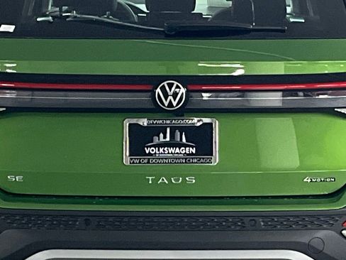 New 2026 Volkswagen Taos SE AWD/4WD image 33