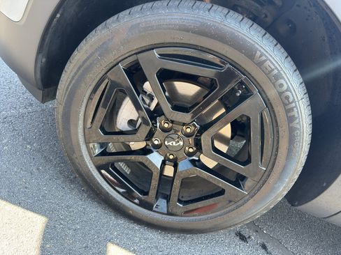 Used 2024 Kia Telluride EX X-Line AWD/4WD image 25
