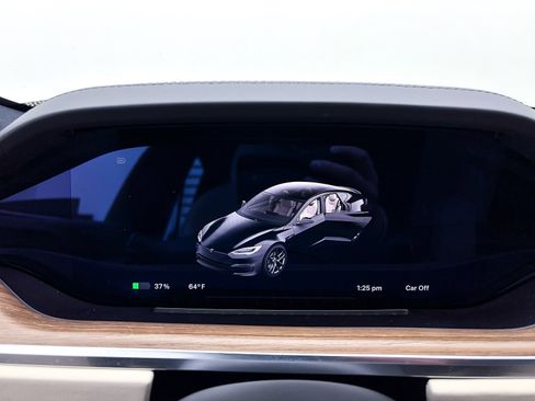 Used 2021 Tesla Model S Plaid image 29