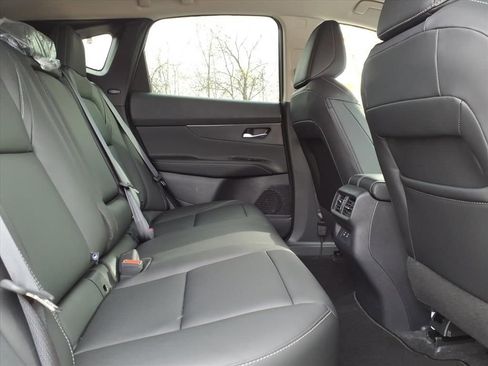 New 2025 Nissan Murano SV image 6