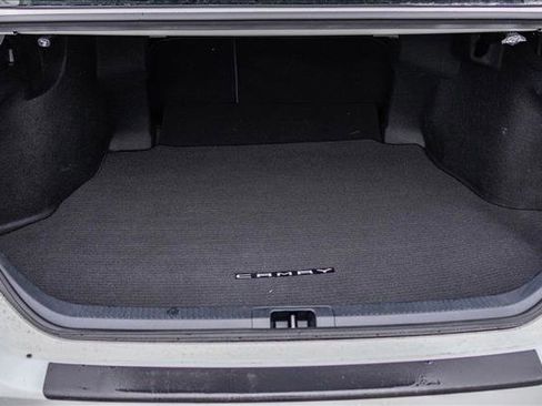 Used 2022 Toyota Camry SE w/ Convenience Package image 24