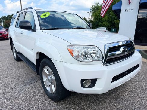 Used 2006 Toyota 4Runner SR5 RWD image 15